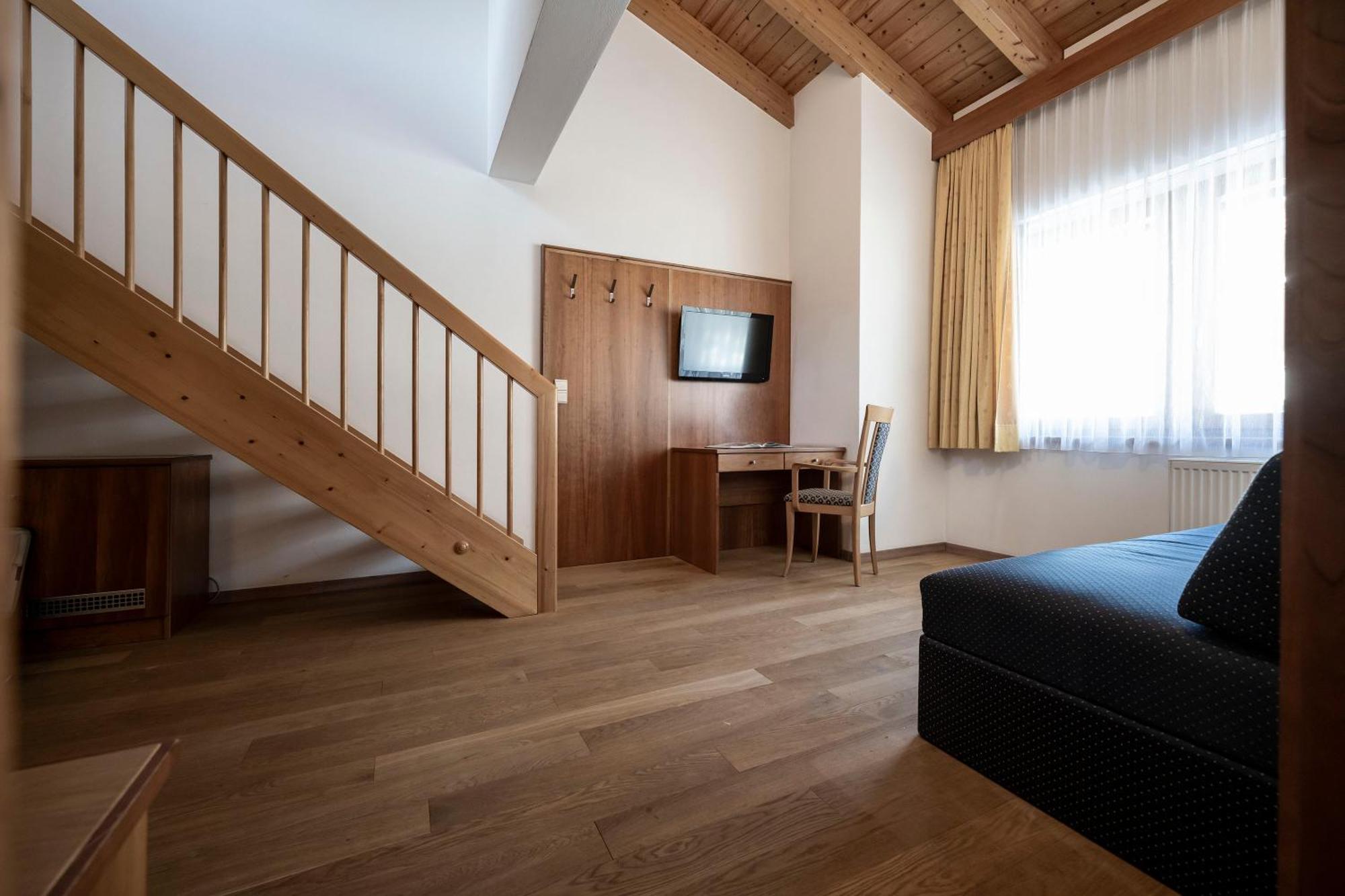 Family Resort Rainer Sexten Exterior foto